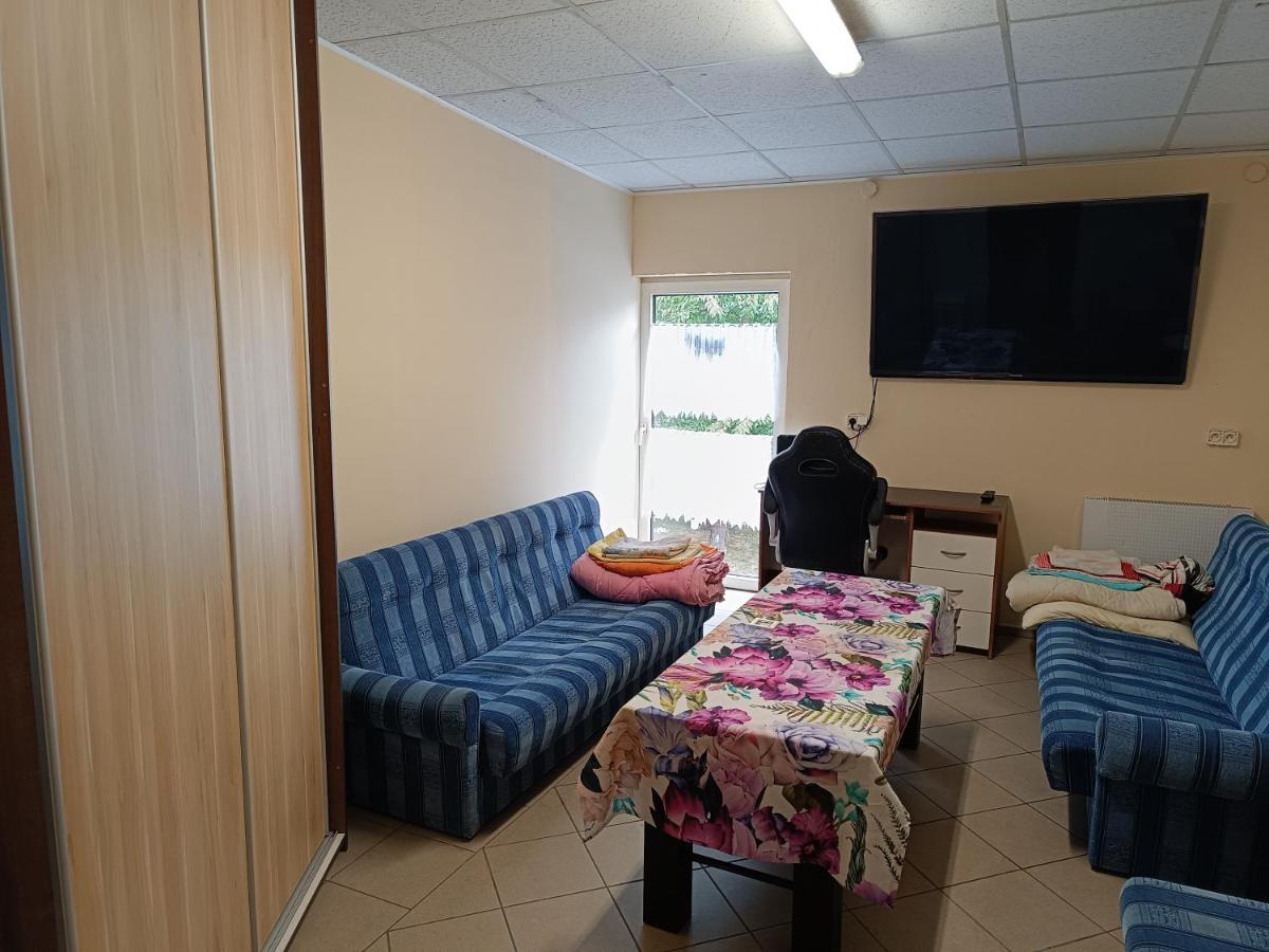 Hostel Welinek Gratis Parking ستونشيف المظهر الخارجي الصورة